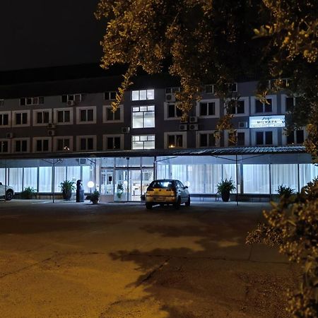 נובי סאד Hostel Milkaza מראה חיצוני תמונה