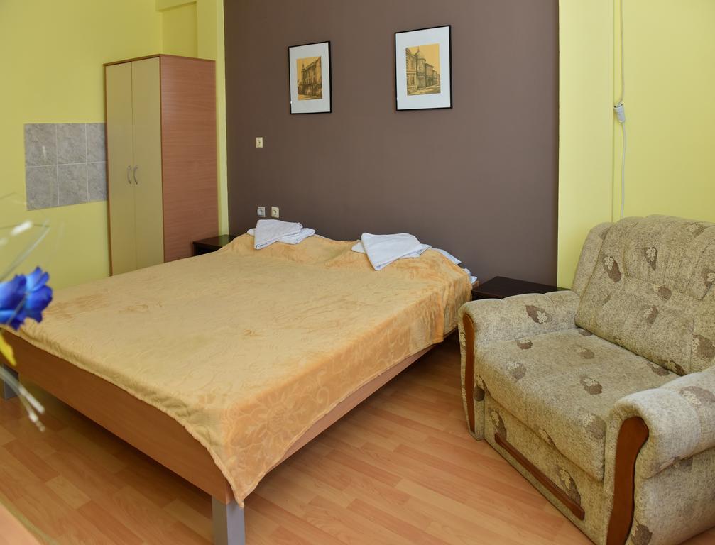 נובי סאד Hostel Milkaza מראה חיצוני תמונה