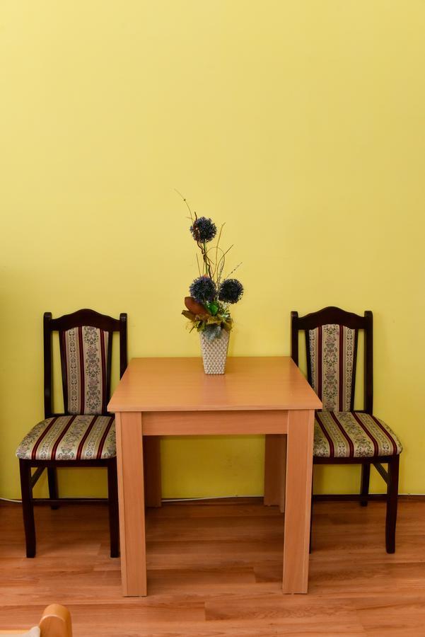 נובי סאד Hostel Milkaza מראה חיצוני תמונה