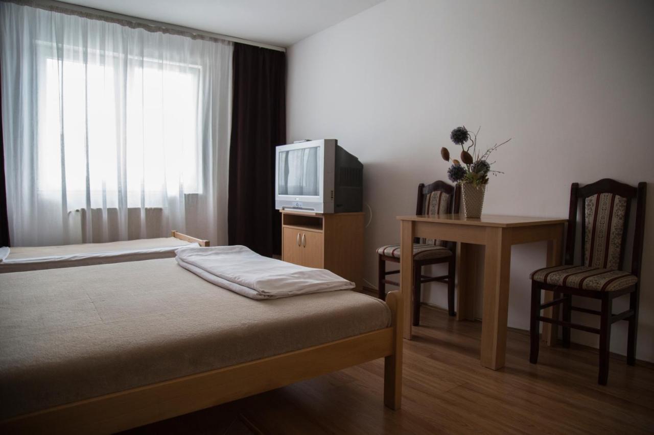 נובי סאד Hostel Milkaza מראה חיצוני תמונה
